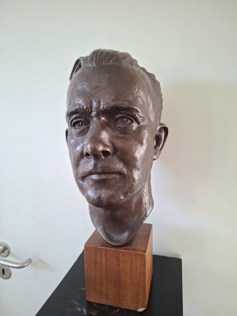 Bronzen buste door Tonny van Eijndhoven, 1945, Antiek en Kunst, Kunst | Beelden en Houtsnijwerken, Ophalen of Verzenden