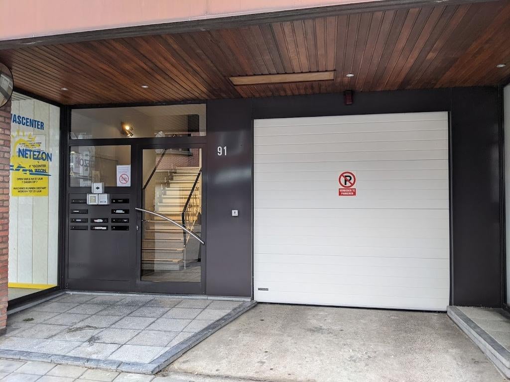 Garage/Magazijn 25m2 prijs bespreekbaar, Immo