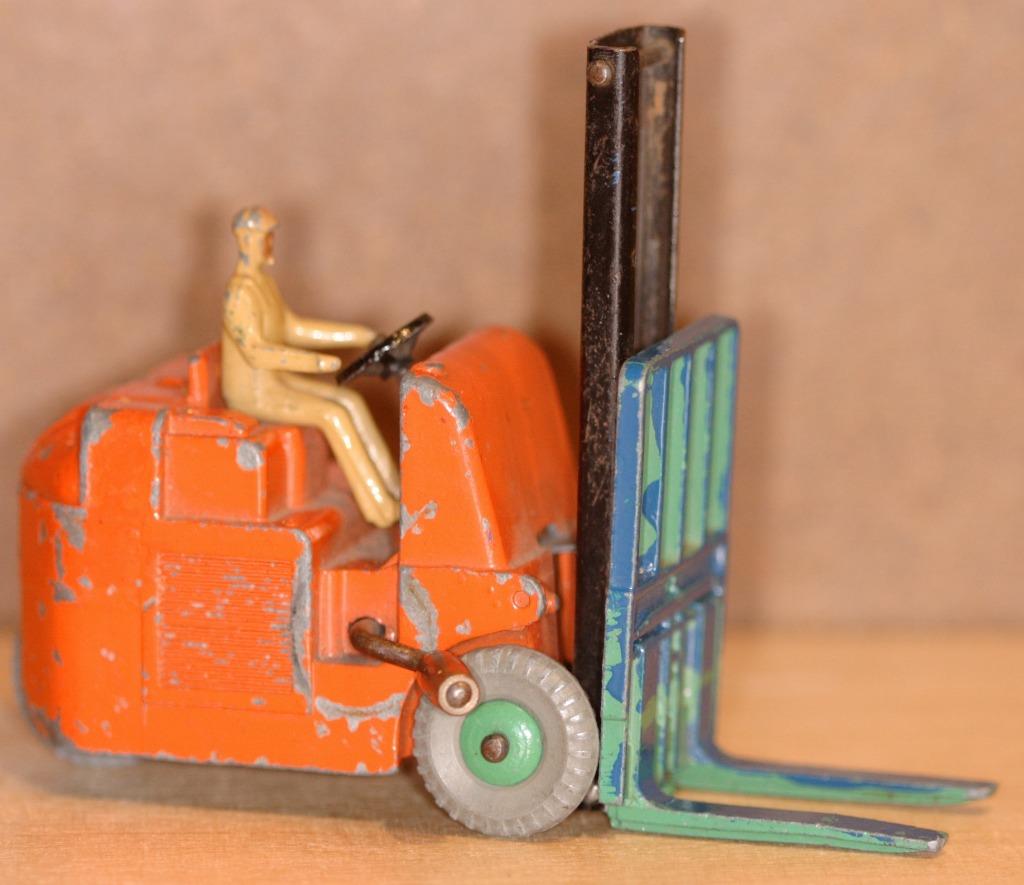 Dinky Toys  Fork lift truc, Ophalen of Verzenden, Gebruikt, Overige typen, Dinky Toys
