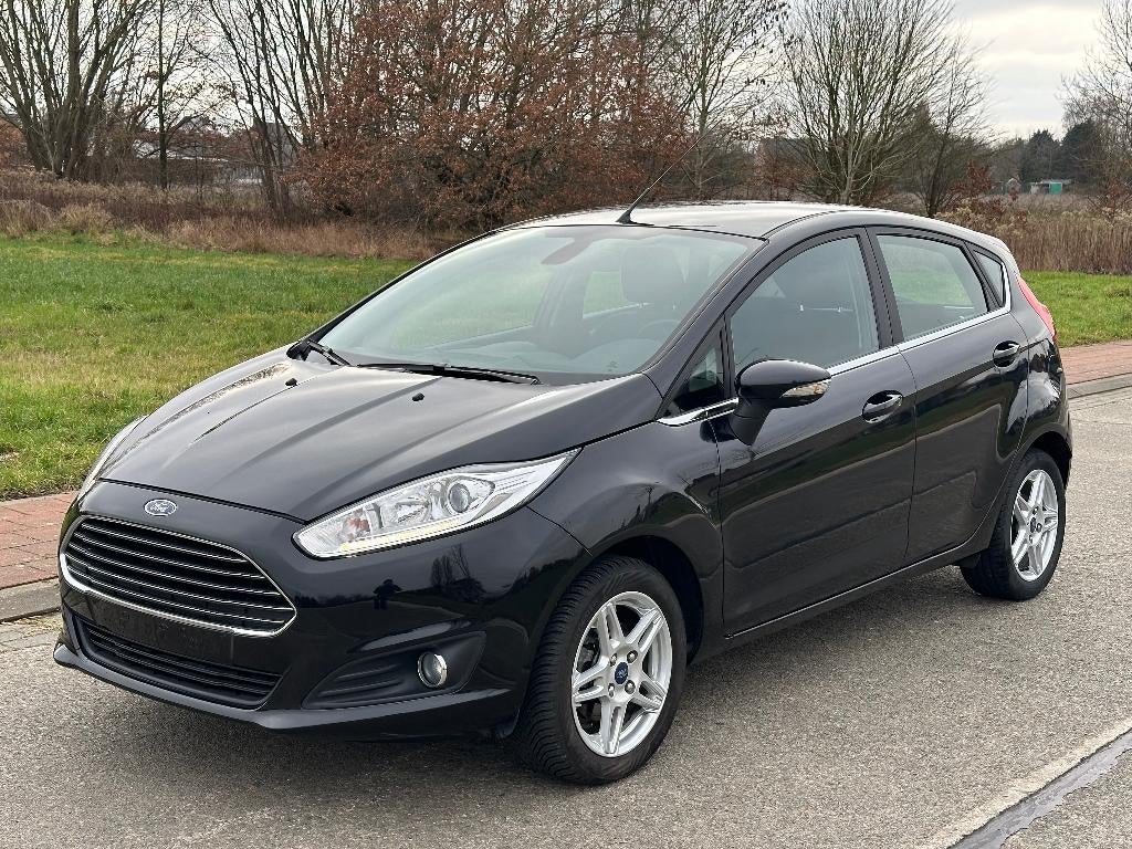 Ford Fiesta 1.0i Essence 80cv Clim Jantes Carnet 5p, Achat, 998 cm³, Entreprise, Boîte manuelle