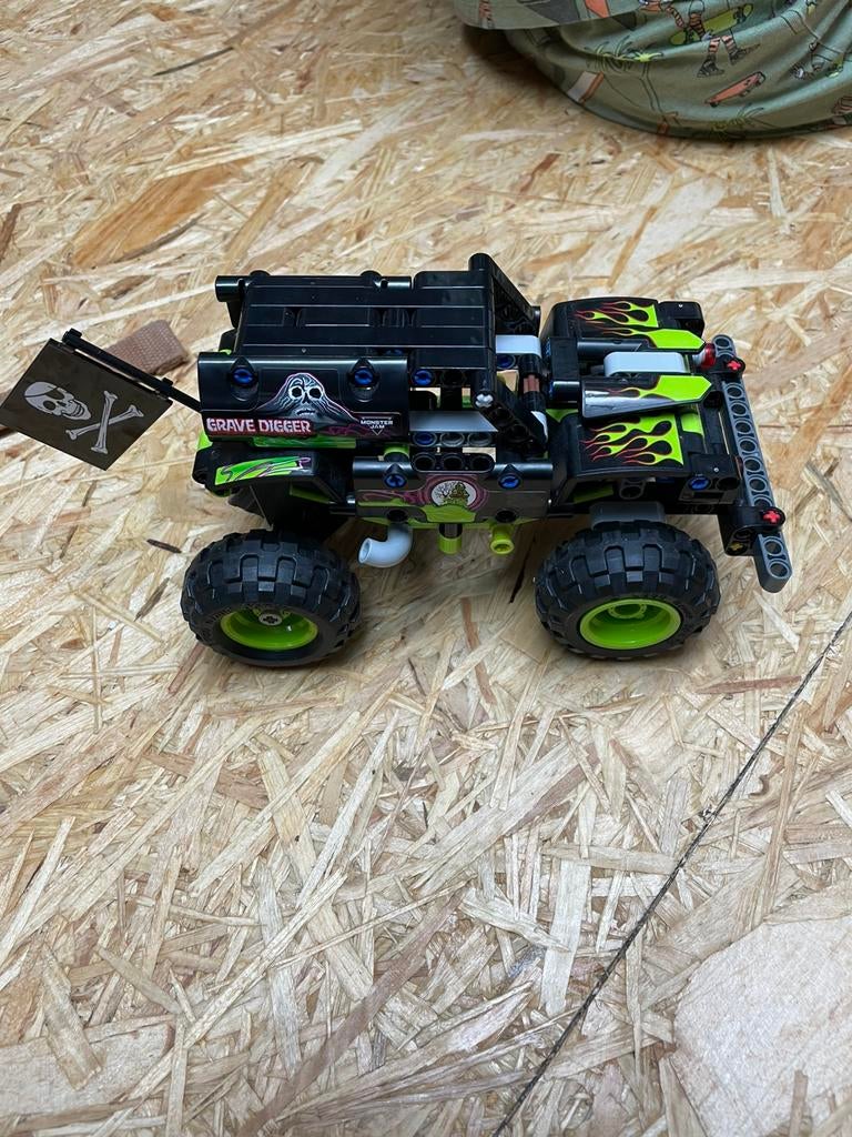 Lego technic monstertruck, Ophalen, Zo goed als nieuw, Lego