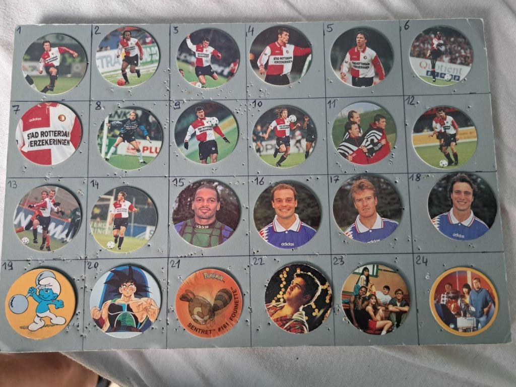 flippo pog flippos skippies caps etc...à la case, Collections, Flippos, Enlèvement