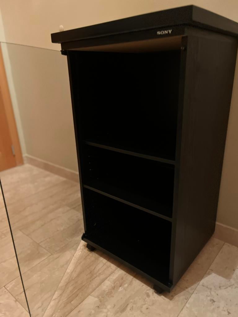 Sony kast voor muziek installatie met stenen blad, Ophalen, Gebruikt