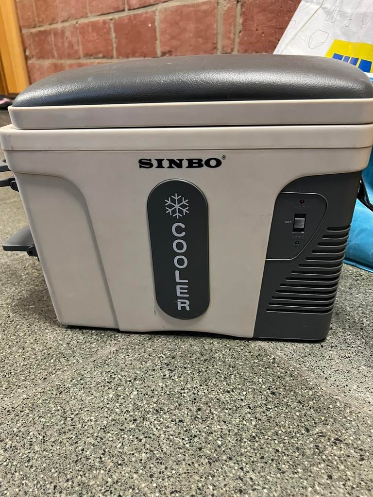 Kleine koelbox, Caravans en Kamperen, Ophalen, Zo goed als nieuw, Koelbox