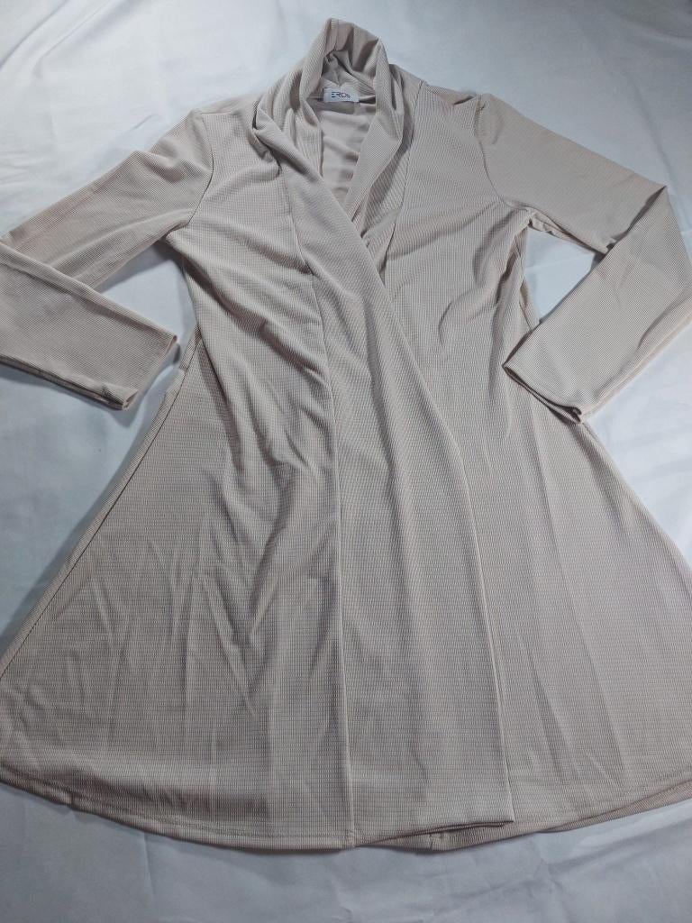 Gilet beige de la marque Eros, Vêtements | Femmes, Enlèvement ou Envoi, Comme neuf, Taille 38/40 (M), Beige