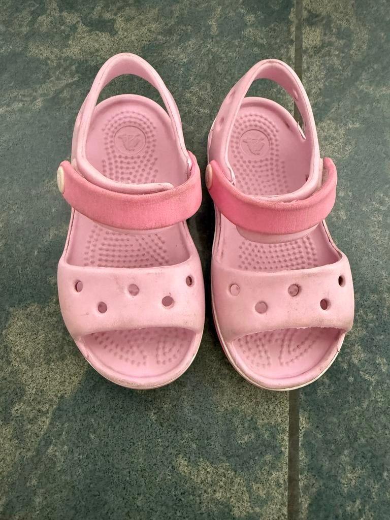 Crocs c7, Enfants & Bébés, Vêtements enfant | Chaussures & Chaussettes, Crocs, Enlèvement ou Envoi, Comme neuf, Autres types