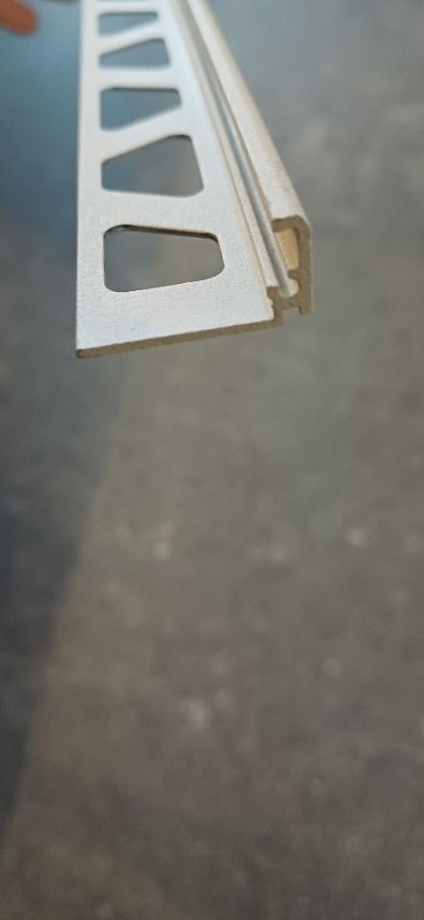 Schlüter jolly J110TSI  hoekprofiel, Bricolage & Construction, Dalles & Carrelages, Enlèvement, Comme neuf