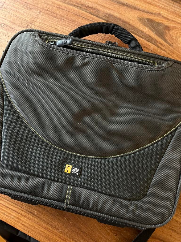 Laptoptas Case Logic, Computers en Software, Ophalen, Zo goed als nieuw