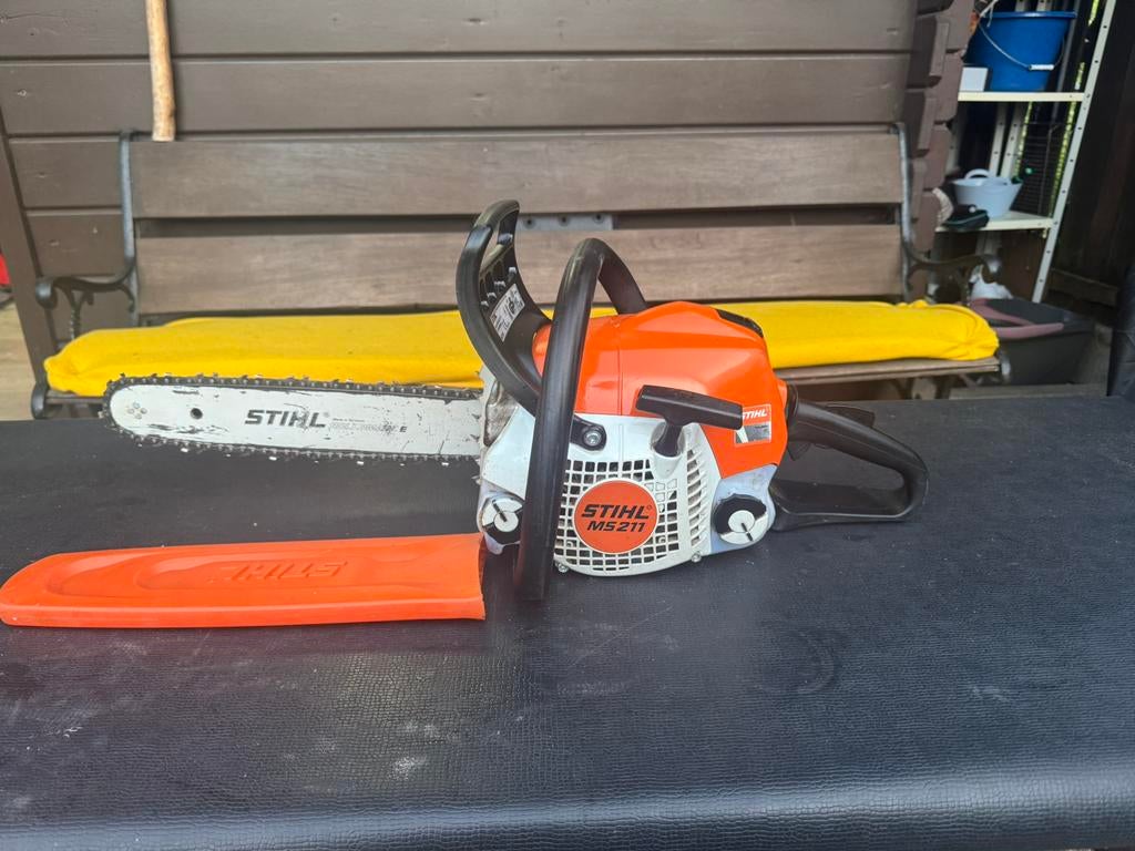 Scie à chaîne STILH MS 211/C, Enlèvement, Comme neuf