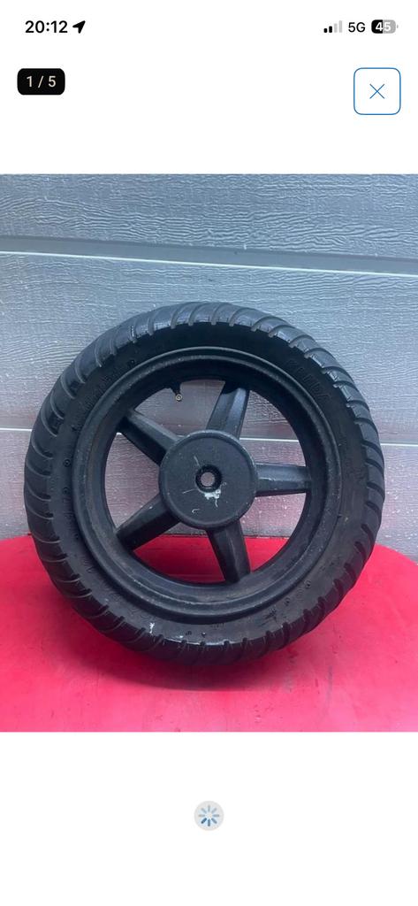 AGM/BTC R8 Achtervelg met band, Verzenden, Zo goed als nieuw, Overige typen