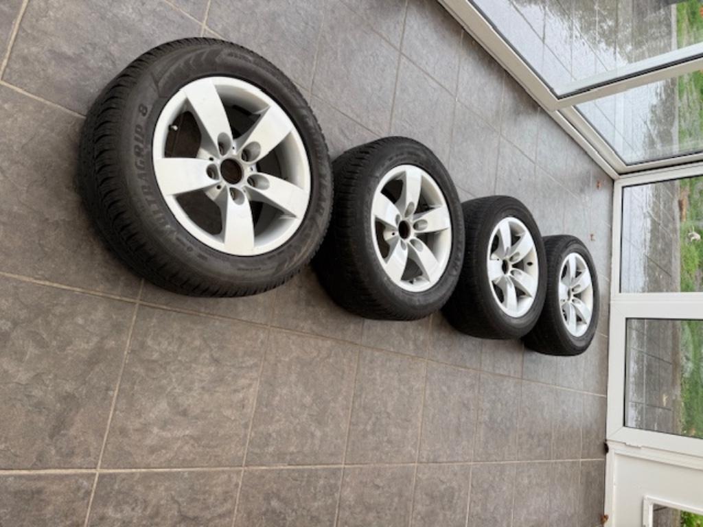 BMW E60-61, Autos : Pièces & Accessoires, Pneus & Jantes, Pneus et Jantes, Pneus hiver, 255 mm, 16 pouces