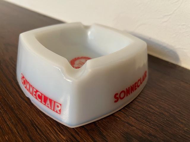 Vintage opaline asbak Sonneclair Radio Television, Ophalen