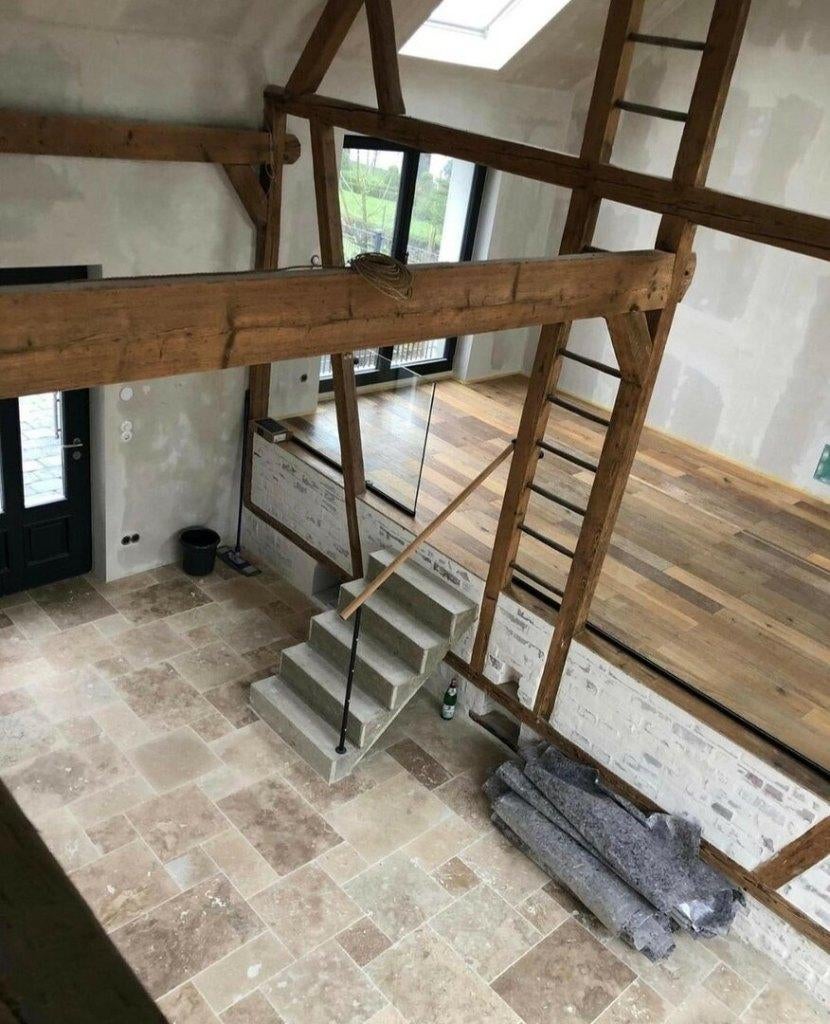 TIJDELIJKE DEAL! TRAVERTIN LIGHT ANTICATO ROMAANS VERBAND, Hobby en Vrije tijd, Overige Hobby en Vrije tijd, Ophalen