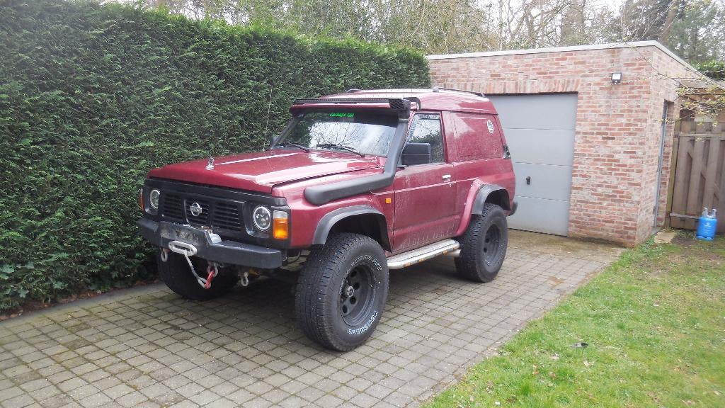 Nissan patrol gr, Stof, Vierwielaandrijving, Particulier, 2 deurs