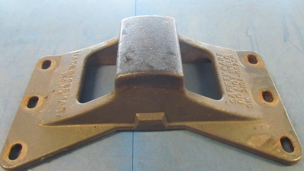 Seun Voet Koppelschotel SK2104-002SP, Auto-onderdelen, Vrachtwagen-onderdelen, Gebruikt, Overige merken, Overige Auto-onderdelen