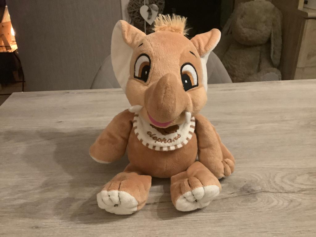 Baby pluche olifant character (34 cm), Overige merken, Overige karakters, Ophalen of Verzenden, Zo goed als nieuw