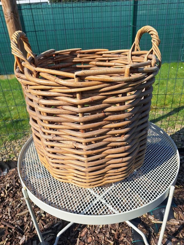2 paniers en osier rustiques de qualité supérieure., Enlèvement, Comme neuf