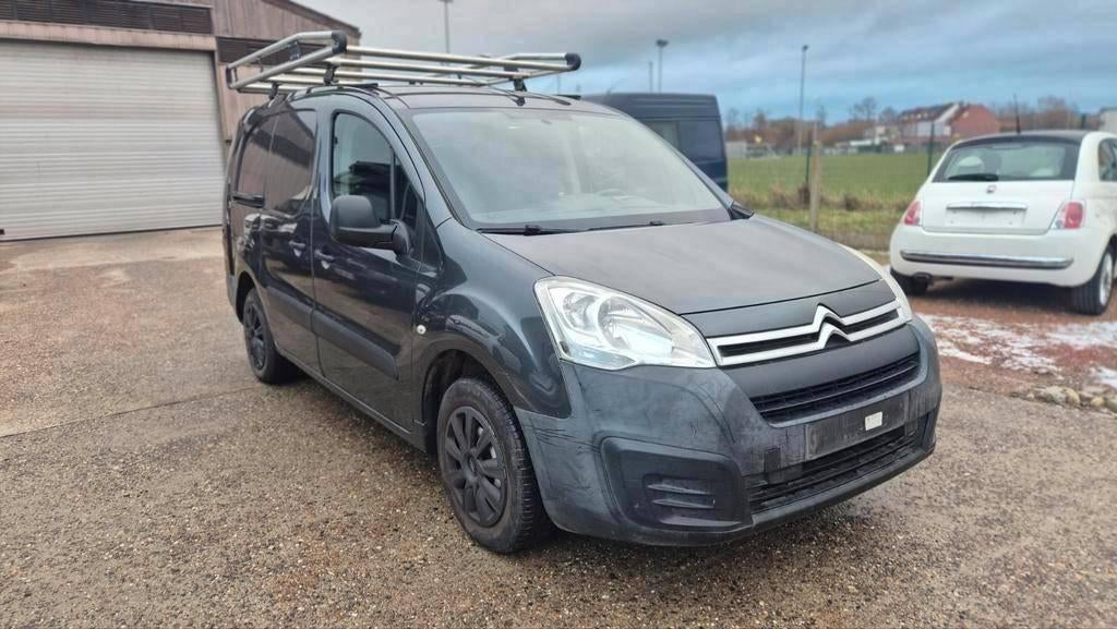 Citroen berlingo/ euro 6b/ lang onderstel/0470505042, Auto's, Euro 6, Zwart, Te koop, Cruise Control