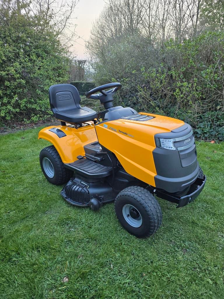 Zitmaaier Stiga, Tuin en Terras, Zitmaaiers, Opvangbak, Ophalen