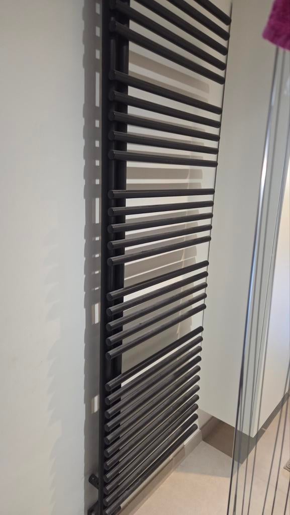 Handdoek radiator 1000W, Enlèvement, Radiateur