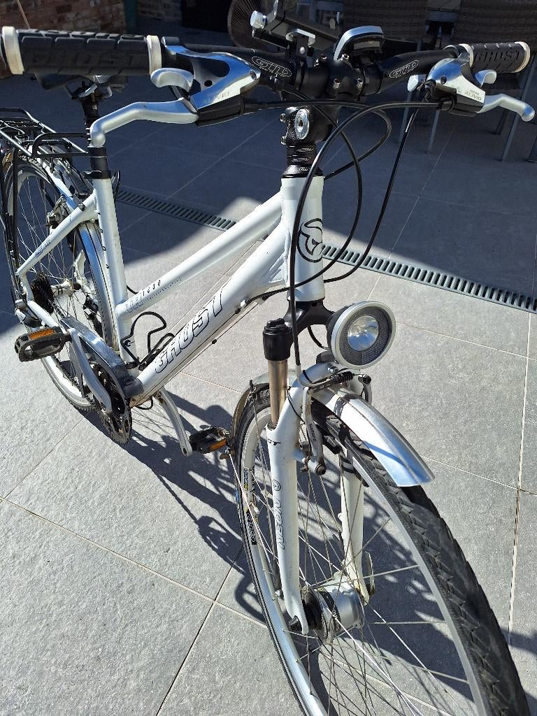 Joli vélo de randonnée : Ghost TR1800 Trekking Series 28", Autres marques, Vitesses, Enlèvement, Utilisé