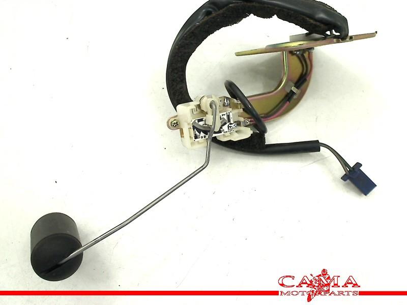 BENZINE METER Honda VFR 800 Fi 1998-2001 (VFR800Fi RC46), Dhr. S. di Majo, Gebruikt, Info@cama-motorparts.nl, P.J. Troelstraweg 8 8
3144 CX  MAASSLUIS, NL