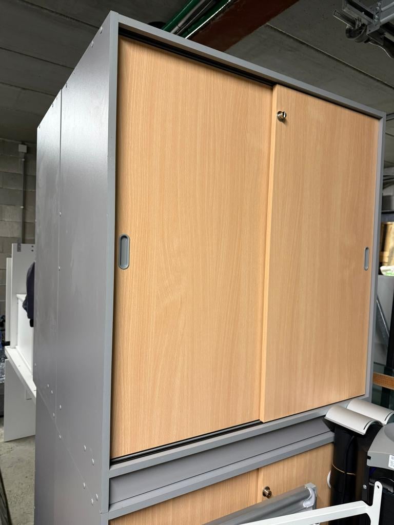 Lot 4 armoires de bureau —  portes coulissantes, Maison & Meubles, Enlèvement, Comme neuf