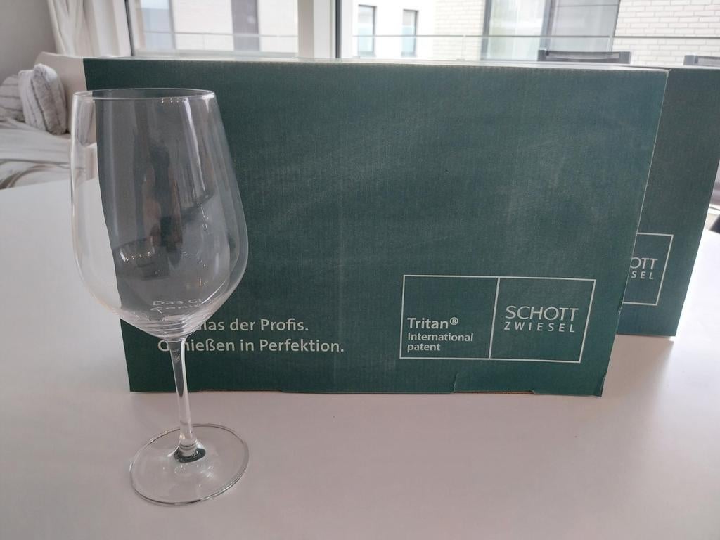 Wijnglazen, Enlèvement