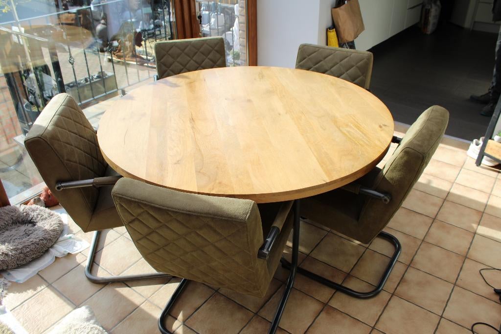 table pieds en fer forgé et 5 chaises , nouveau !, Maison & Meubles, 150 à 200 cm, Rond, 150 à 200 cm, Enlèvement