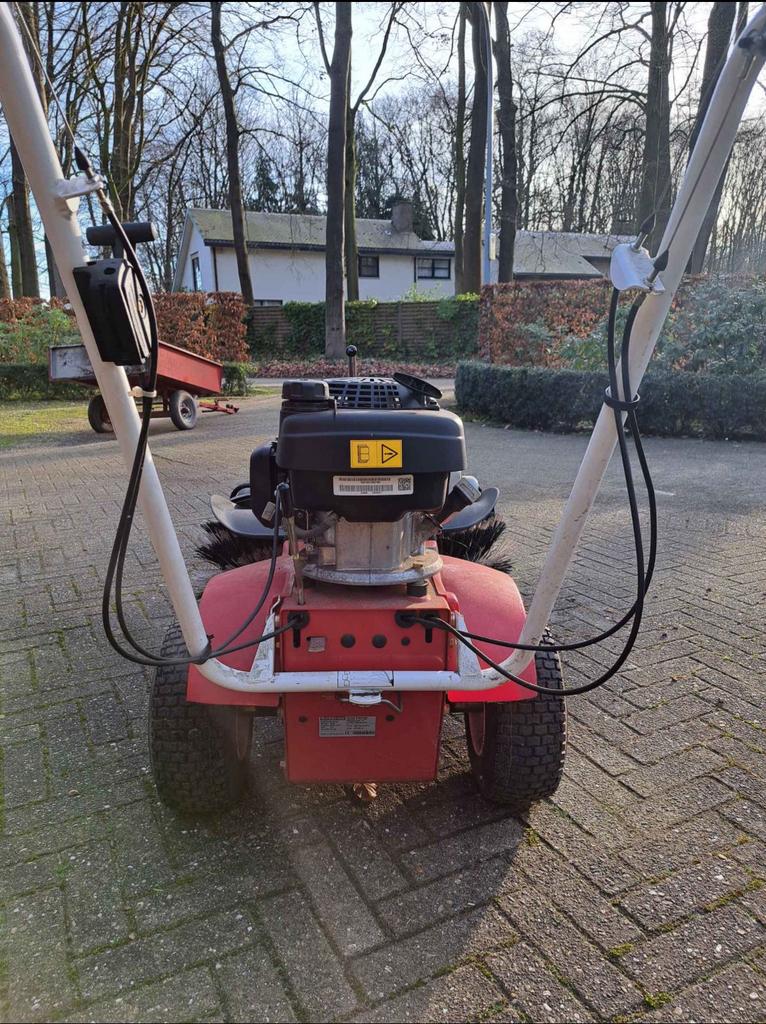 Honda veegmachine, Ophalen, Zo goed als nieuw