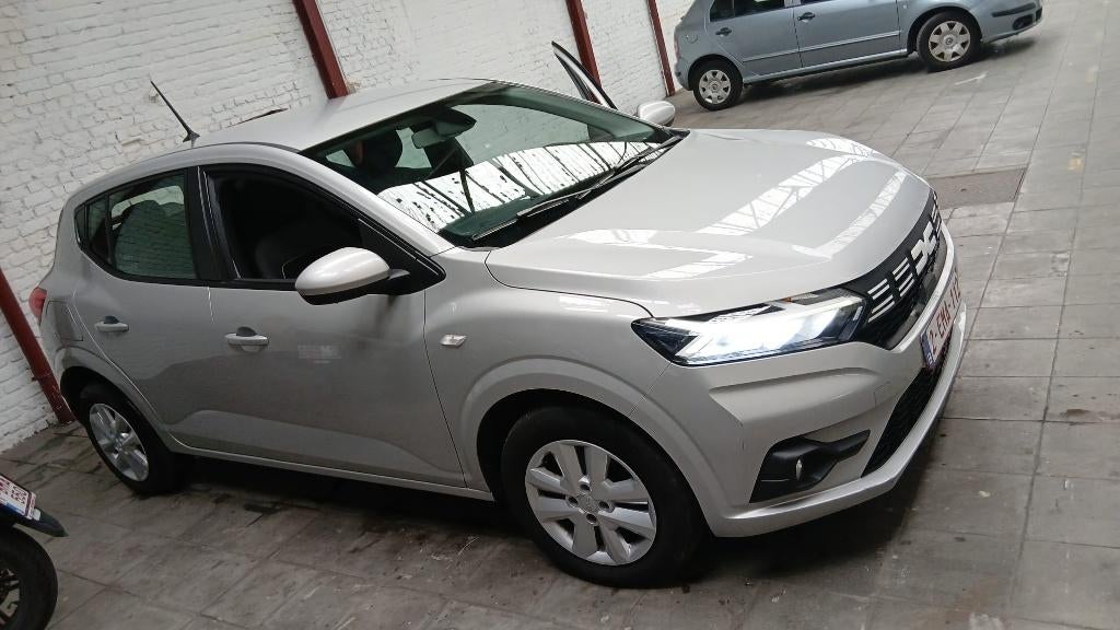 Dacia SANDERO 2023 Benzine 52.900km Garantie-11-2026 Onderho, Auto's, Handgeschakeld, 5 deurs, Particulier, Sandero