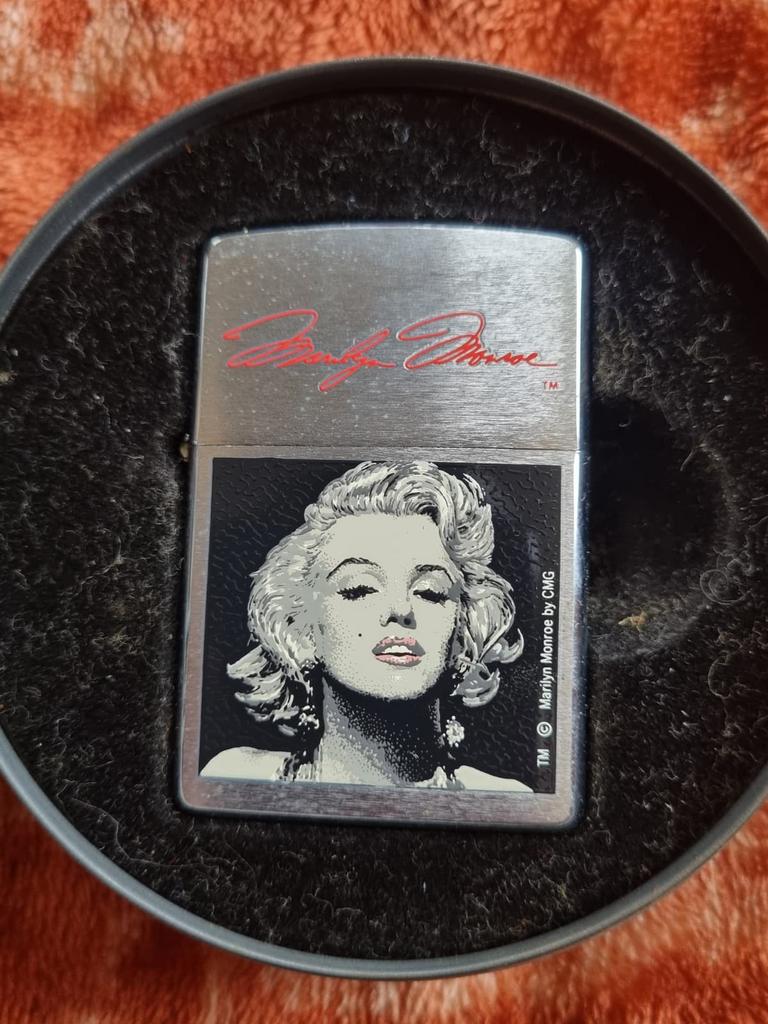 Zippo Marilyn Monroe - Stars of Hollywood 2001, Verzamelen, Verzenden, Zo goed als nieuw, Aansteker