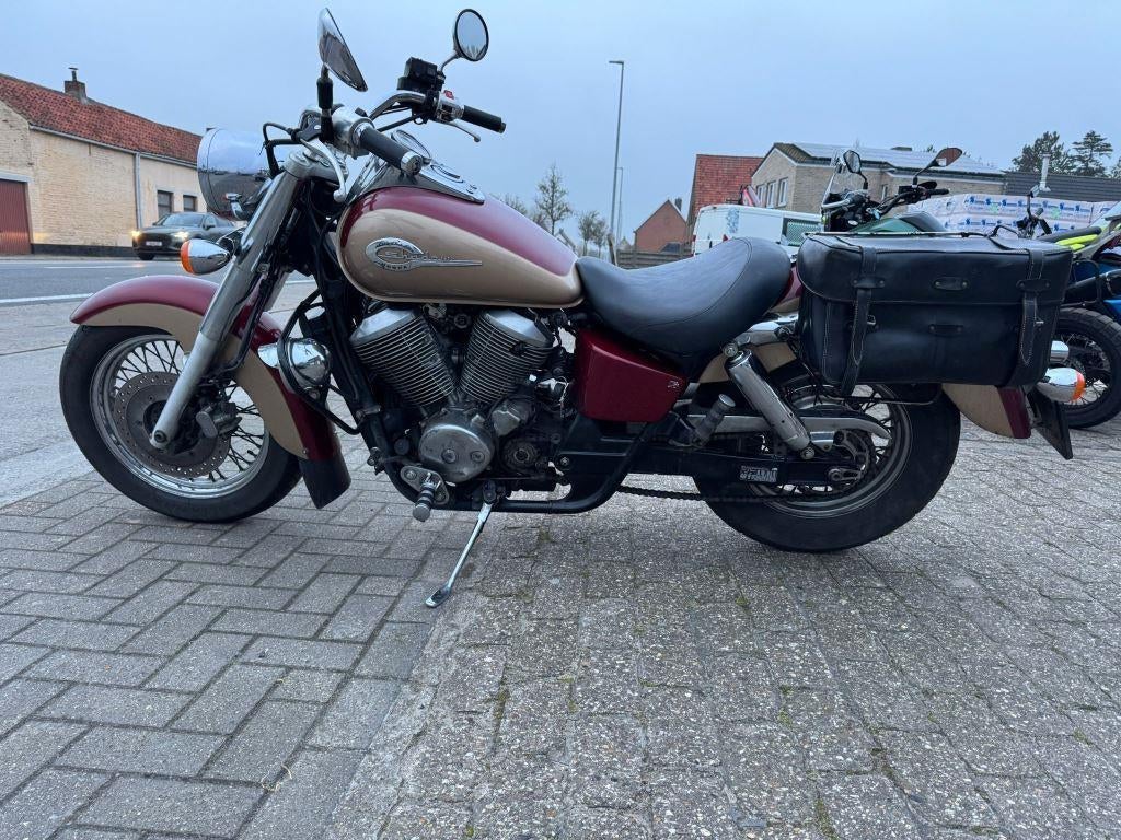 Honda 	Shadow VT750, 750 cm³, Entreprise, 12 à 35 kW