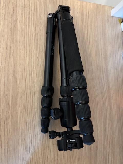 Sirui T-005 statief, Audio, Tv en Foto, Fotografie | Statieven en Balhoofden, Ophalen of Verzenden, Zo goed als nieuw, Driepoot