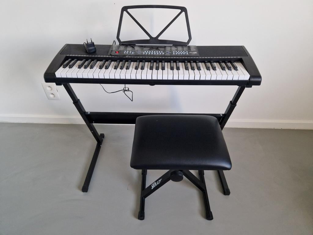 Keyboard Max, Muziek en Instrumenten, Ophalen