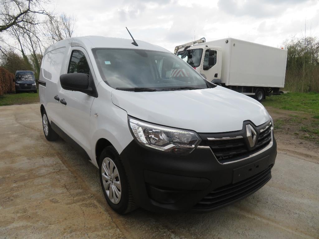 Renault Express 1.5dCi - 136.412km - 2023 - €6d, Auto's, Voorwielaandrijving, Stof, 4 cilinders, Renault