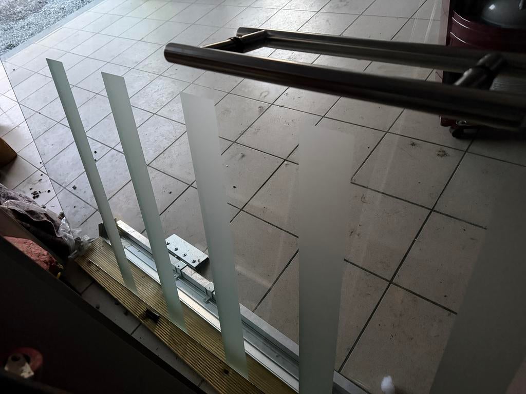 Paravent. En tres bonne etat/ porte vitre coulissante, Enlèvement, Comme neuf