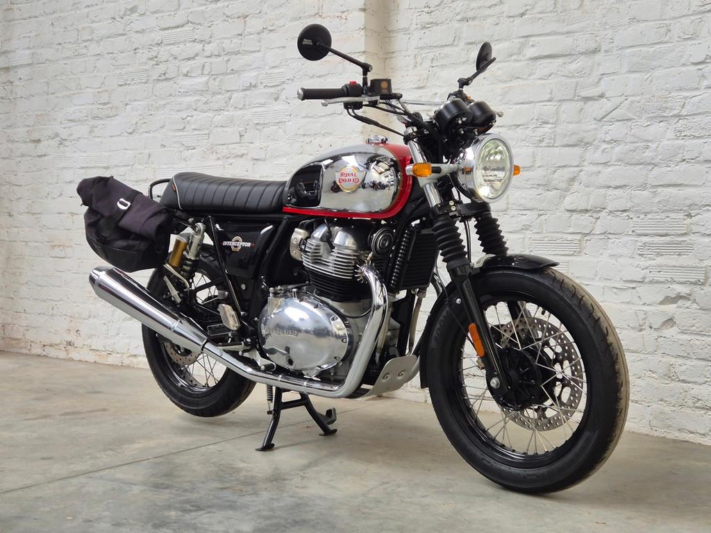 ROYAL ENFIELD INTERCEPTOR 650 chrome edition @motomobilia, 2 cilinders, Bedrijf, Meer dan 35 kW, Minimaal motorrijbewijs A2