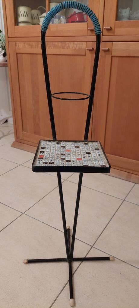 Mozaïek tafeltje, Ophalen