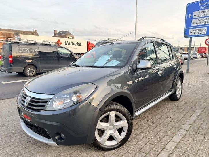 Dacia Sandero Stepway 2011 125000km 1.6i Airco 1st eigenaar, Auto's, Voorwielaandrijving, 4 cilinders, 62 kW, Bedrijf