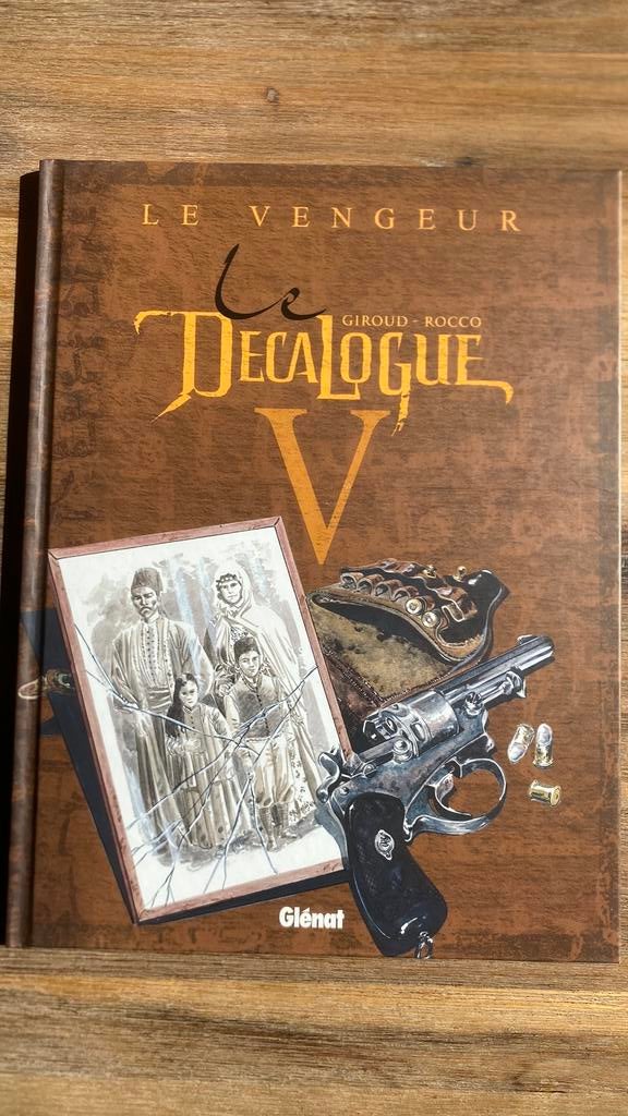 Decalogue 5, Livres, Envoi, Comme neuf