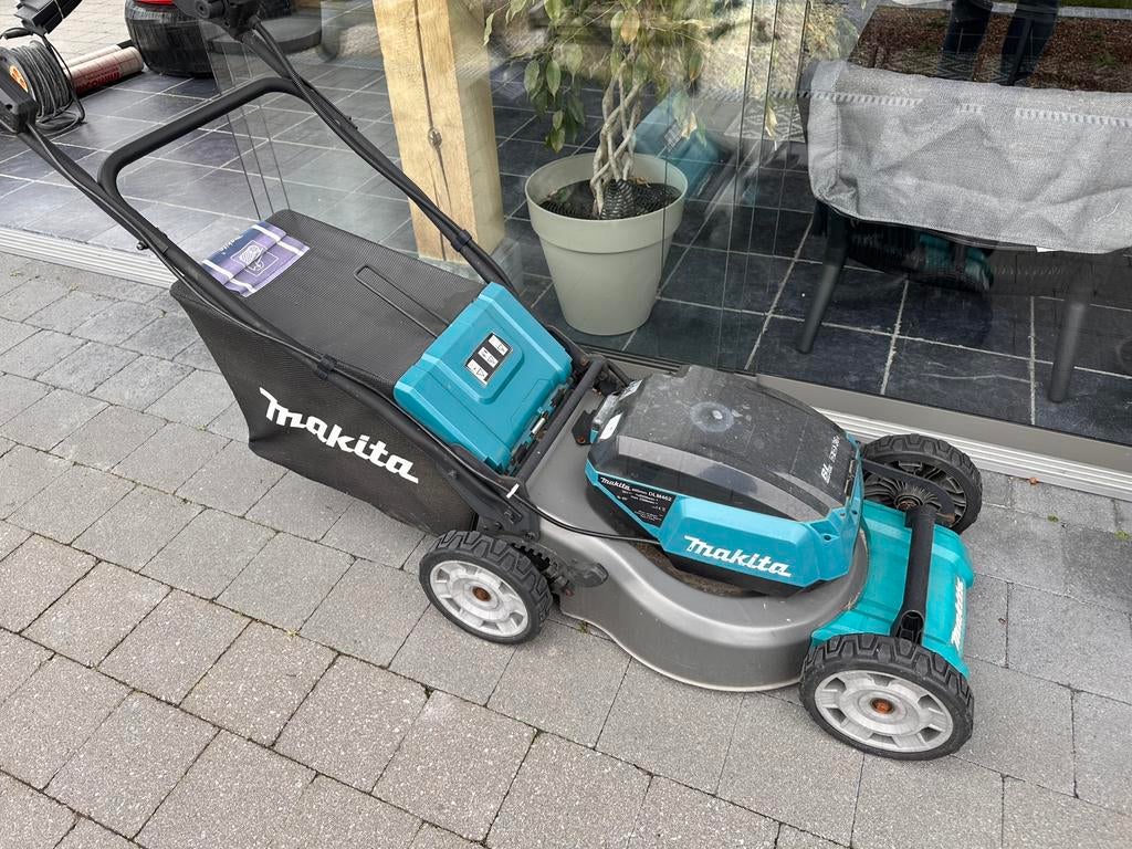 Makita grasmmaaier, Enlèvement, Utilisé, Tondeuses à gazon électriques