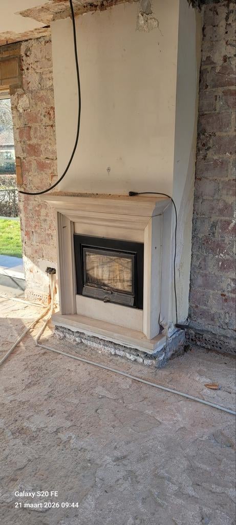 Houtkachel met natuursteen schouw, Ophalen