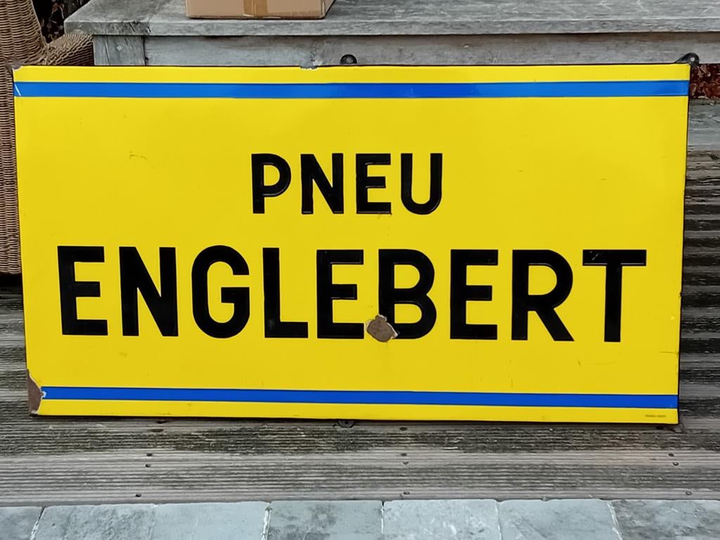 Grand panneau d'affichage vintage en émail ENGLEBERT, Collections, Marques & Objets publicitaires, Enlèvement, Panneau publicitaire