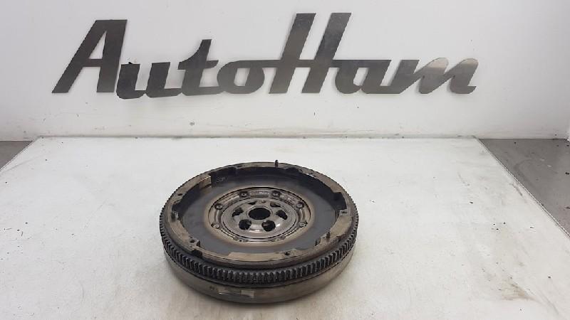 VOLANT MOTEUR BI-MASSE Volkswagen Golf VII (AUA), Dhr. J. Ham, Volkswagen, Administratie@autoham.nl, Utilisé