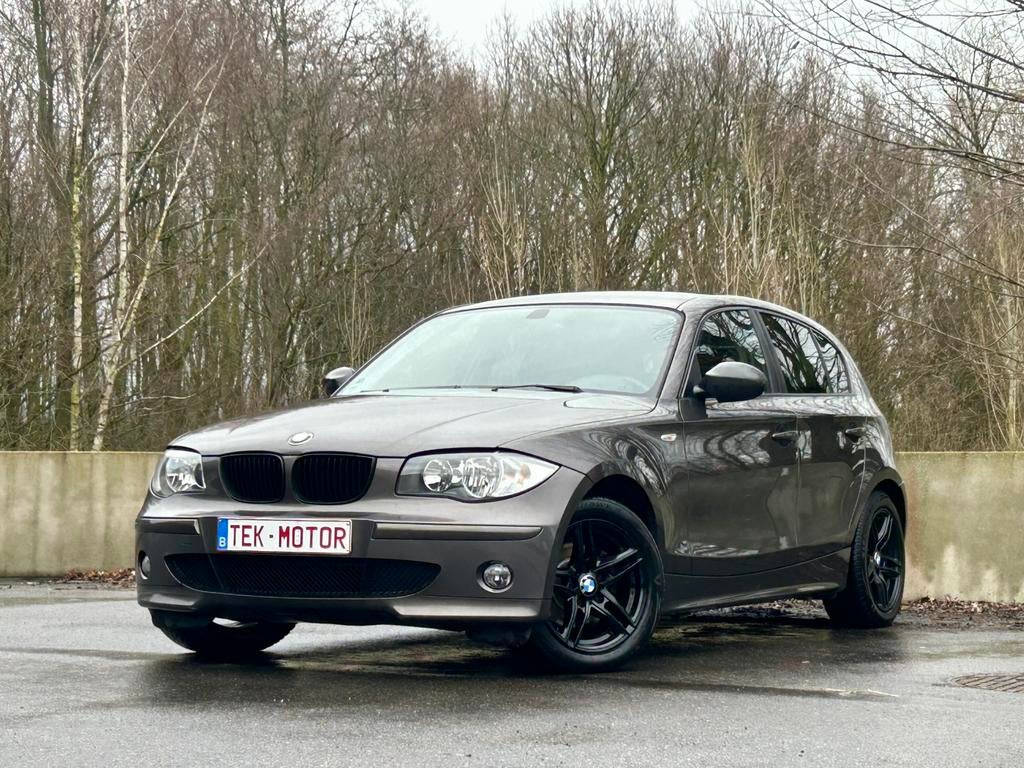 BMW 116I M-PAKKET BENZINE, GEKEURD, ZETELVERWAMING, Auto's, 1596 cc, 1 Reeks, Adaptieve lichten, 5 deurs