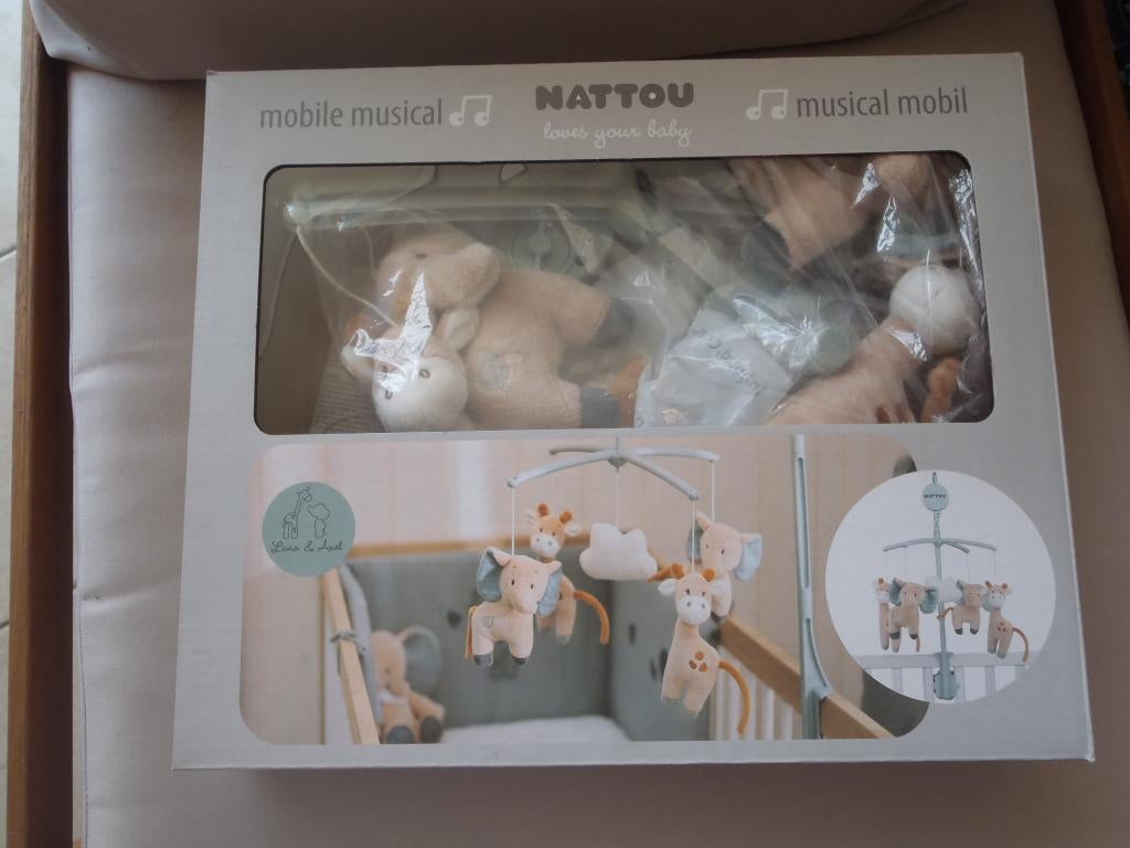 Nattou muziekmobiel, Kinderen en Baby's, Kinderkamer | Inrichting en Decoratie, Zo goed als nieuw, Overige typen, Ophalen of Verzenden