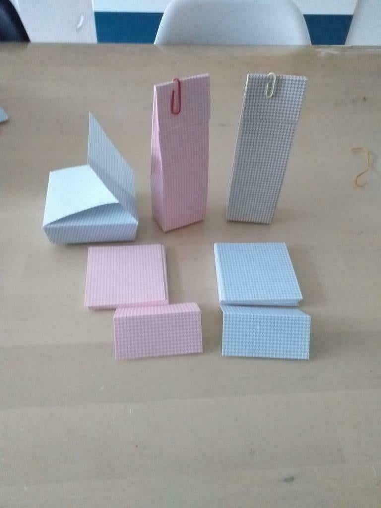 Doosjes en etiketten van Vichy collectie UITVERKOOP, Ophalen of Verzenden, Nieuw, Kraamcadeau