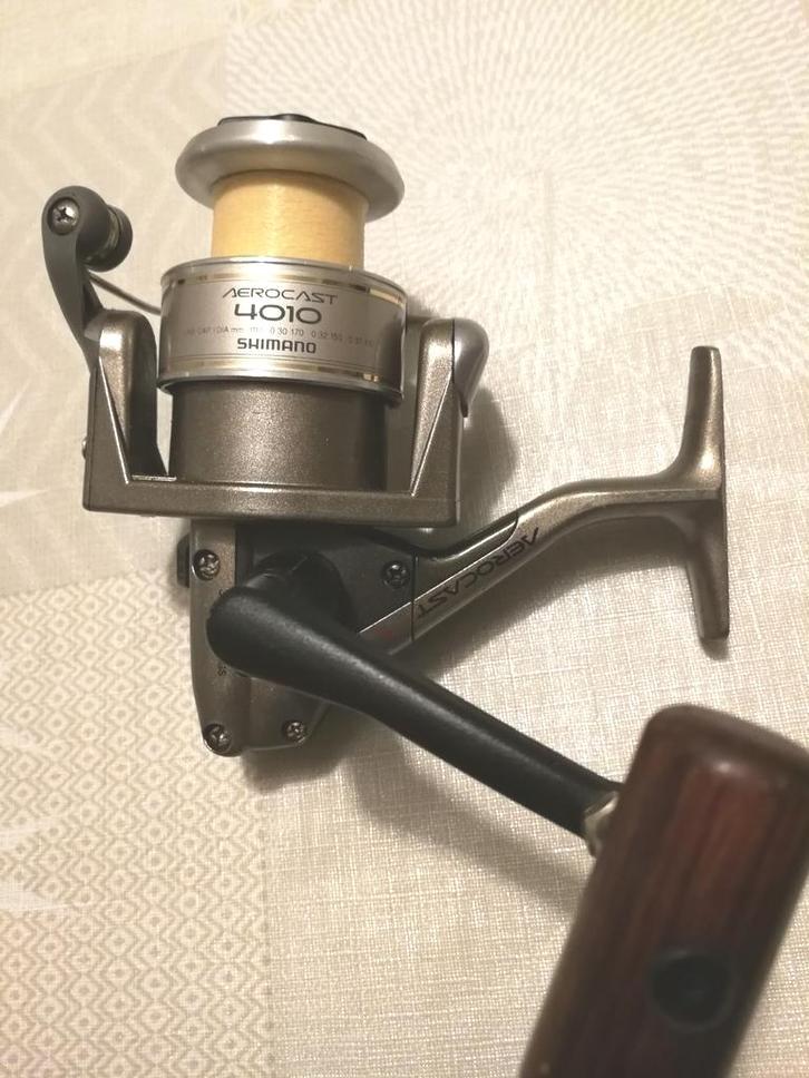 Shimano aeroast 4010. Zie foto's, zie beschrijving, Watersport en Boten, Hengelsport | Algemeen, Ophalen, Gebruikt, Molen