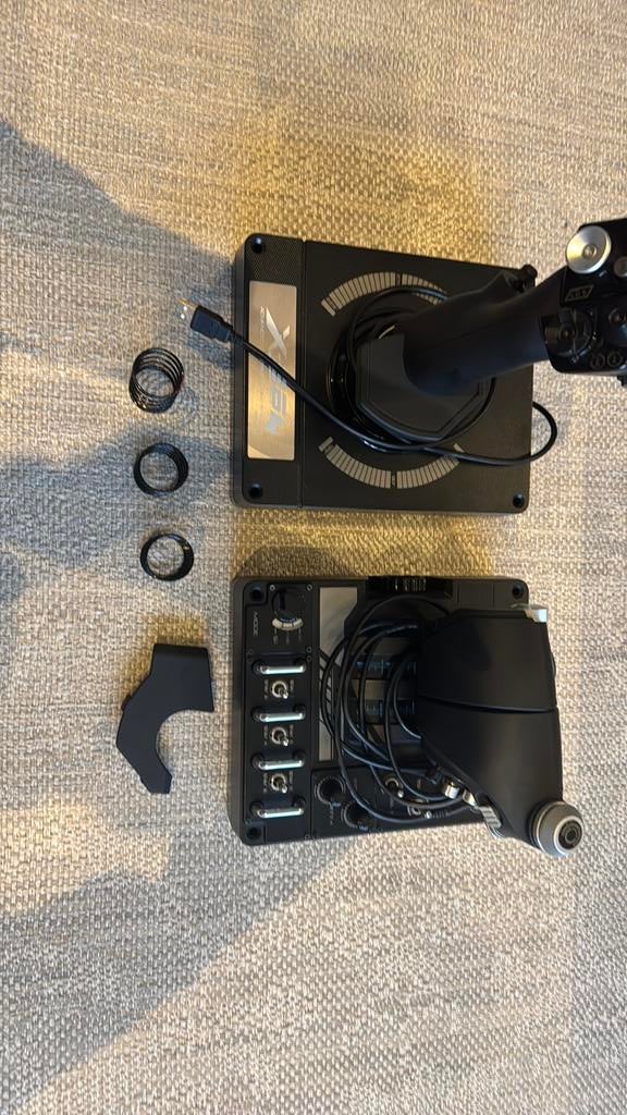 X56 hotas flight controler, Enlèvement, Comme neuf